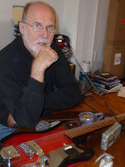 The $100 Guitar, Keith Rowe